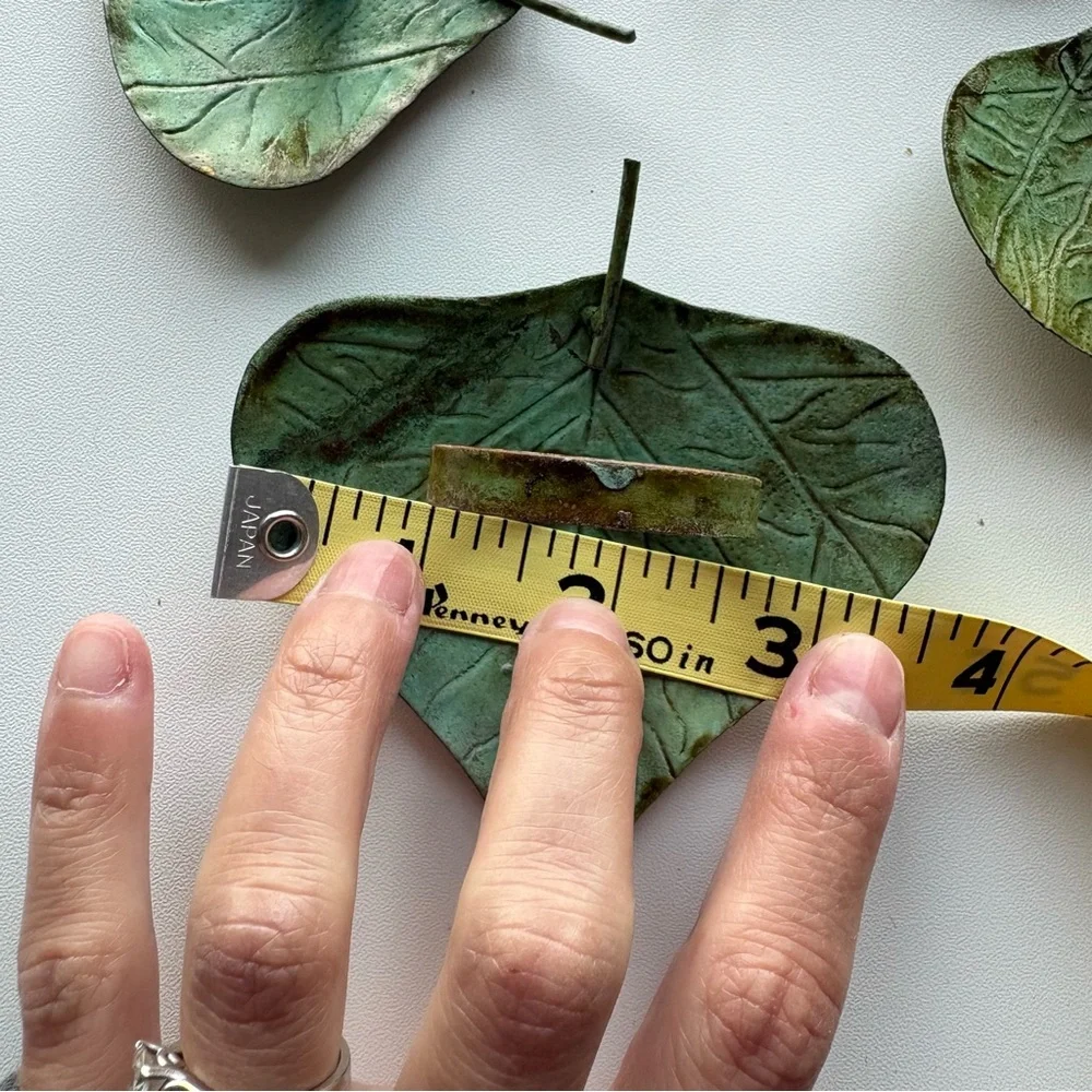 Vintage Green Metallic Leaf Shaped Napkin Rings - Set of 4